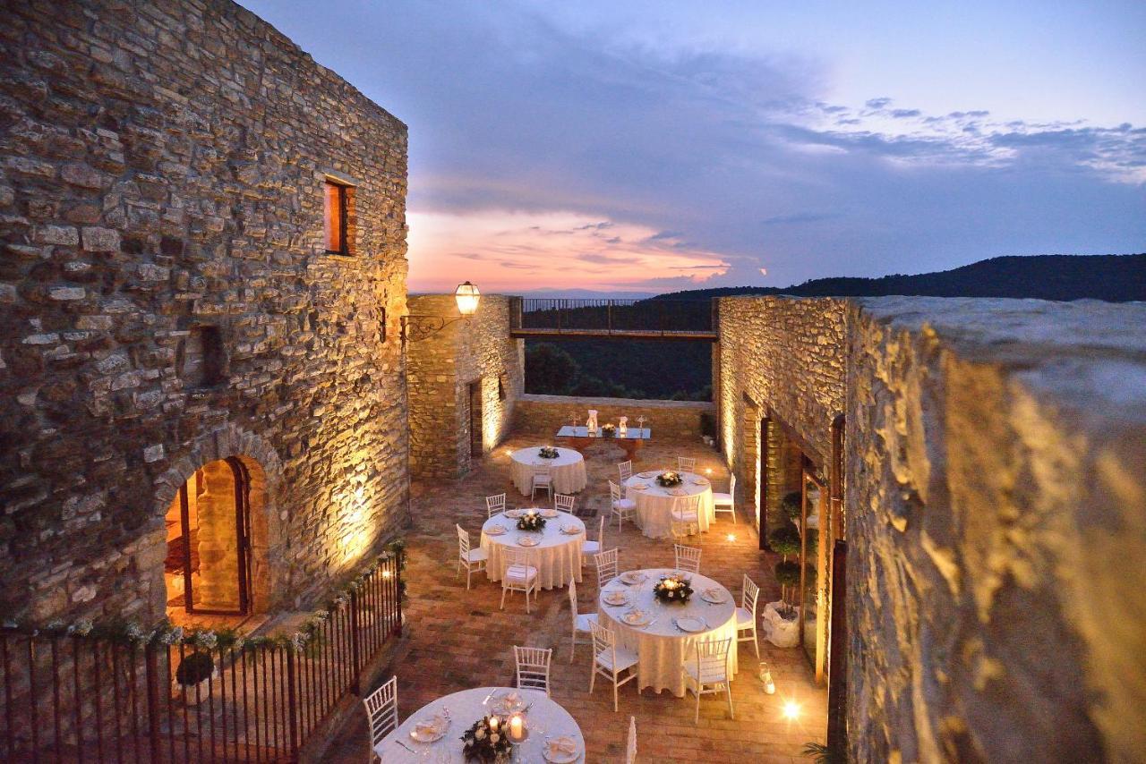 Tenuta Di Forte Sorgnano Gualdo Cattaneo Eksteriør bilde