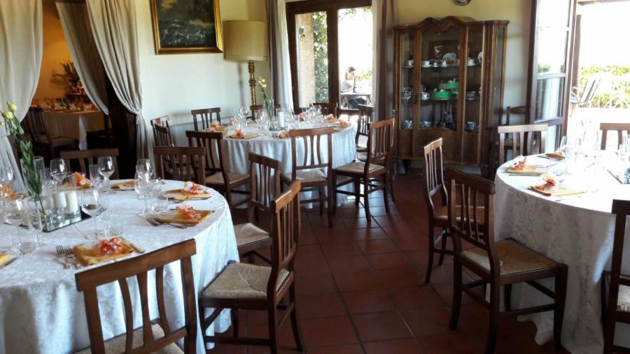 Tenuta Di Forte Sorgnano Gualdo Cattaneo Eksteriør bilde